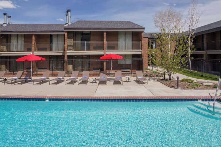 Pool 56 of 85
